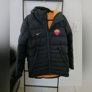 EUC Men's Medium Nike Roma 1927 coat